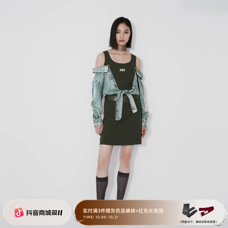 REVAN芮范秋新品真两件牛仔针织连衣裙RM71103126