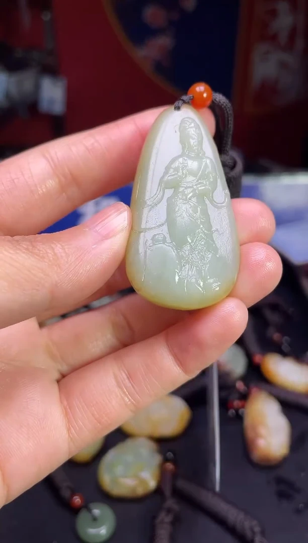 颈饰未镶嵌和田玉1