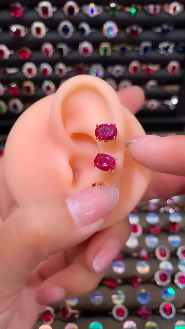 【闪购商品】红宝石耳饰银S925镶嵌68玫瑰金