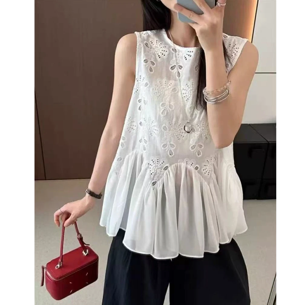 王永家~重工镂空钩花百搭韩系小衫8820