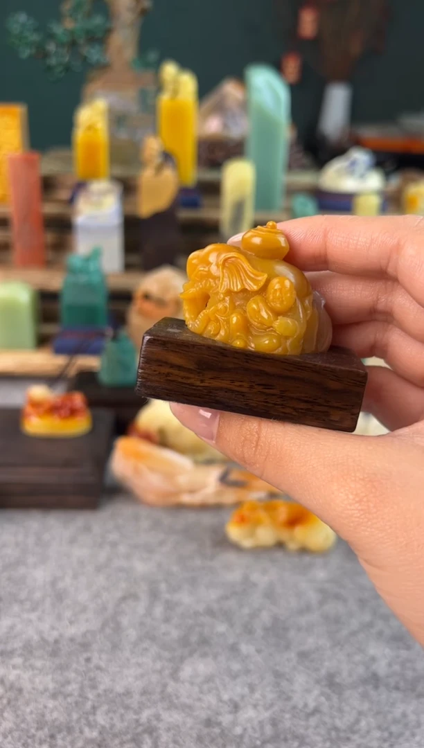 老挝石北部黄骑象童子摆件