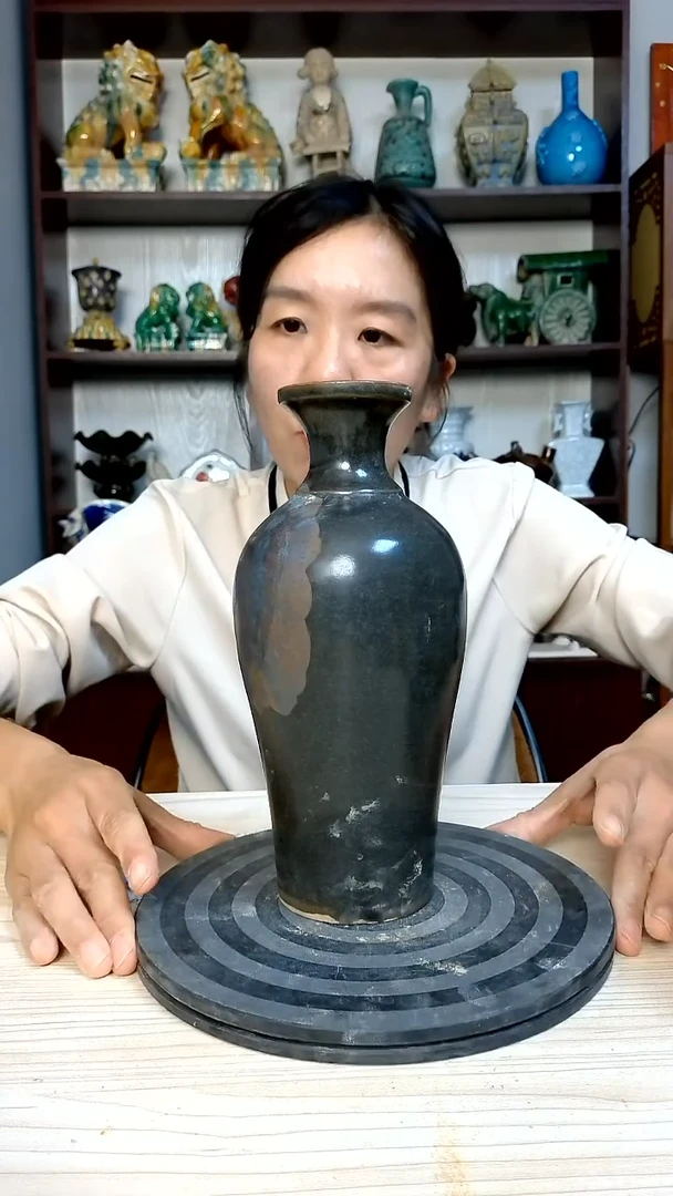 经典精美复古风格瓷器