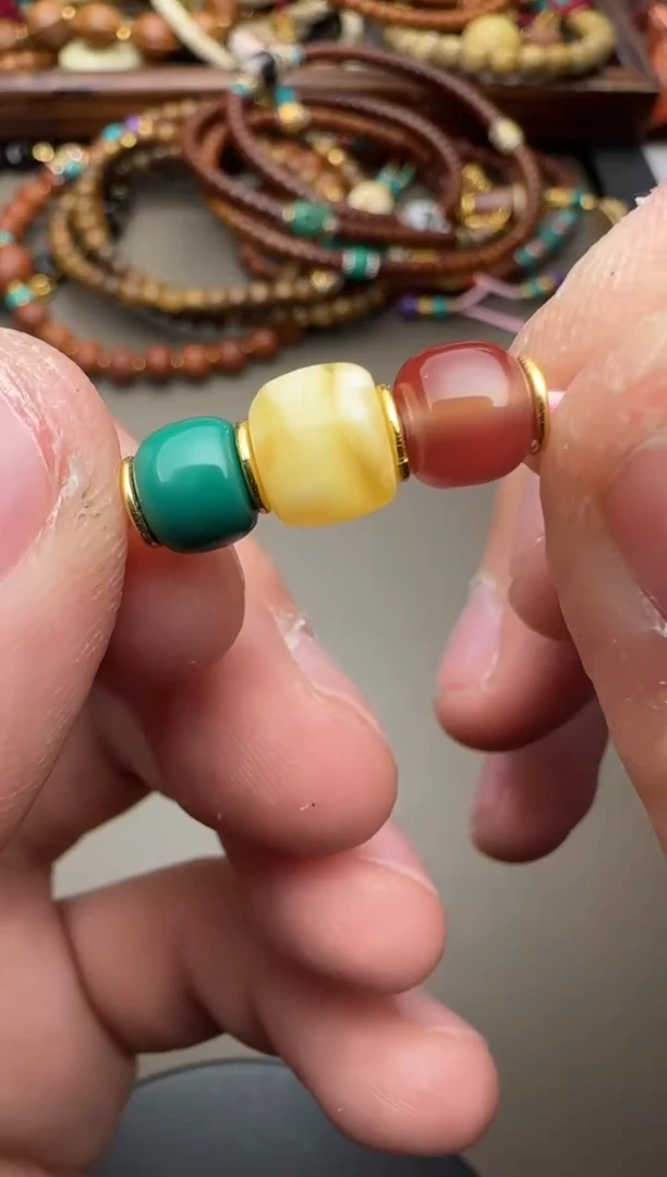 【闪购商品】蜜蜡裸石未镶嵌蜜蜡红绿灯832135