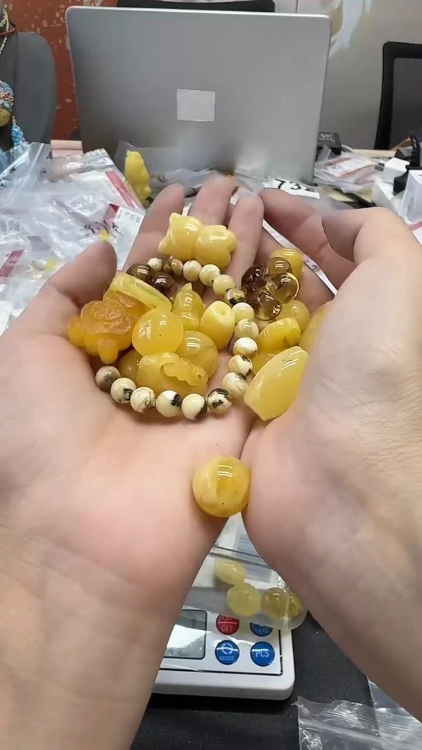 未镶嵌琥珀珠宝奇石1335多样性发其一默认有瑕