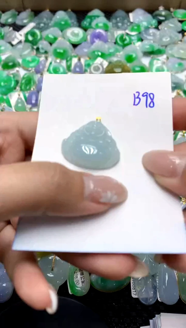 【闪购商品】翡翠颈饰18K金镶嵌111111111111