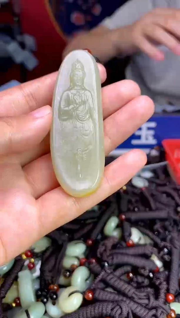 未镶嵌和田玉挂件1