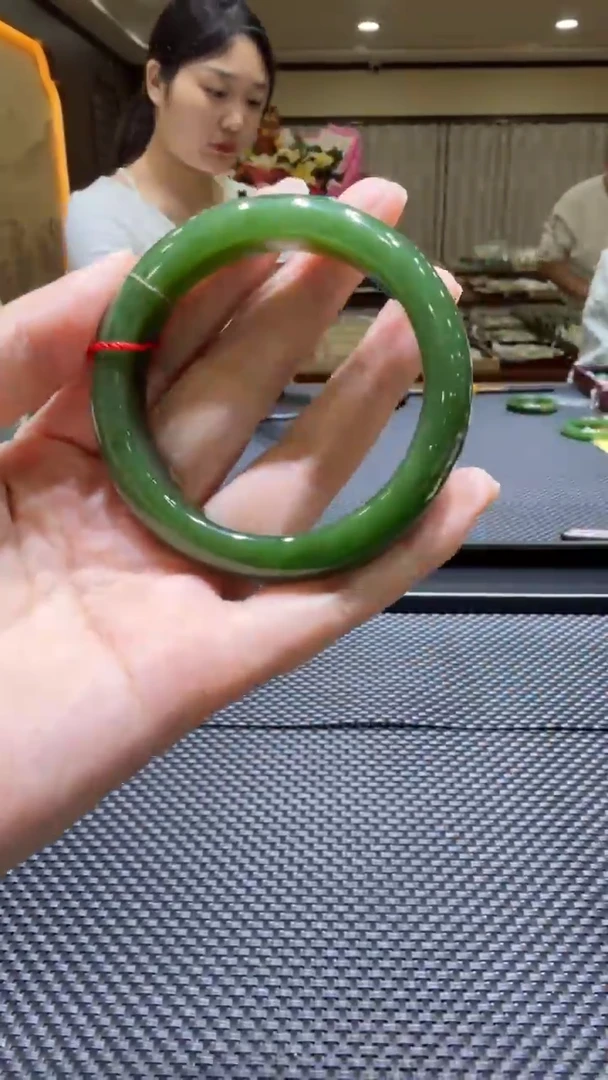 颈饰未镶嵌和田玉手镯53