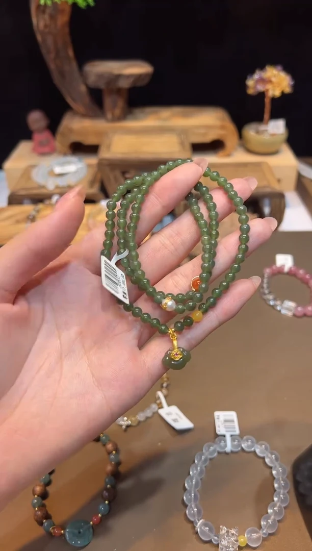 手饰和田玉未镶嵌A6832