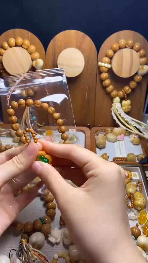 手串猴头核桃楠*全品纯手工小尺寸黄吊坠换橄榄跑环绿跑环手串