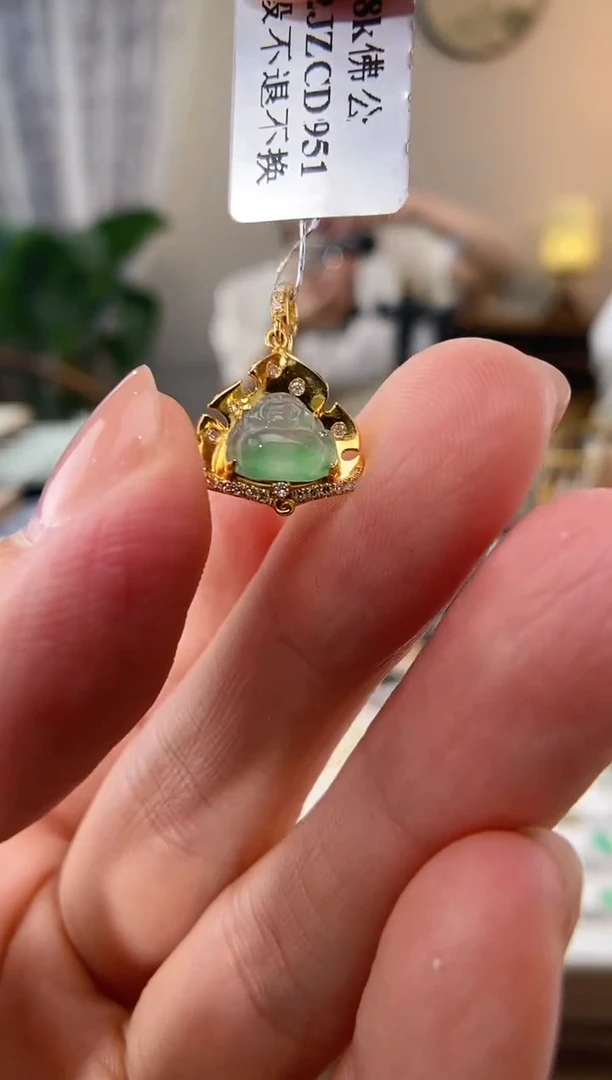 翡翠18K金镶嵌吊坠(不含链)佛公