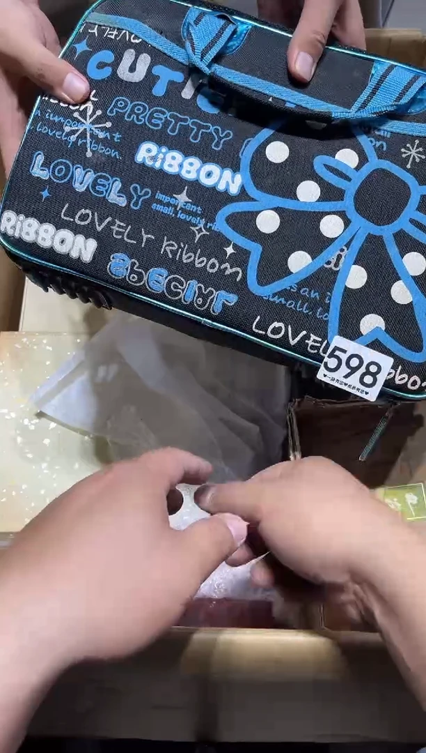瓷片凡****妄598.....
