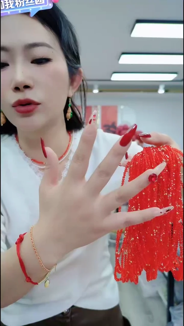 【闪购商品】尖晶石颈饰合金1801亮红色项链