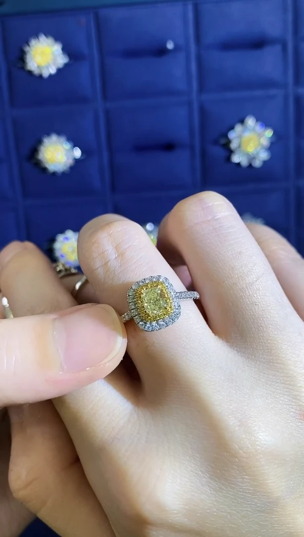 18K金镶嵌戒指钻石黄钻戒指