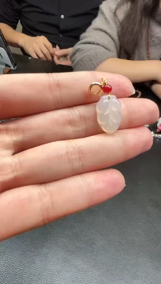 未镶嵌吊坠(不含链)玛瑙/玉髓玩****车JJD1125001多样性发一