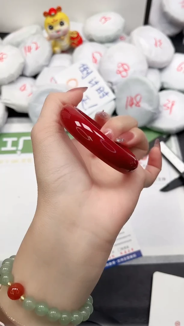 【闪购商品】石英质玉手镯未镶嵌346-53.8