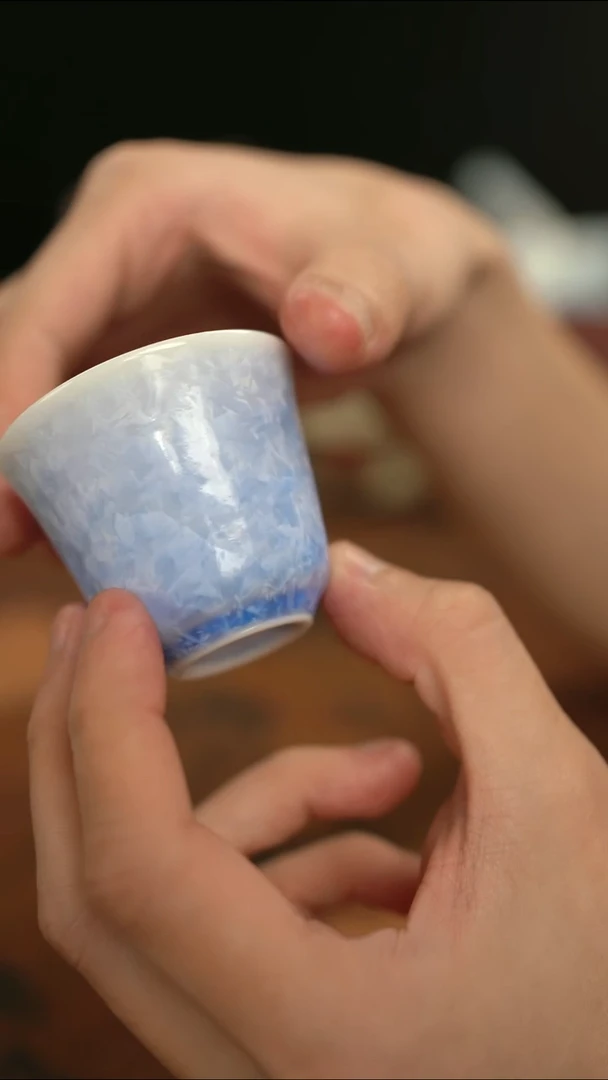 摩吉陶陶闪拍链接 蓝结晶杯