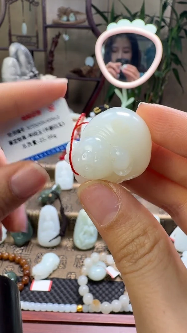 未镶嵌手串和田玉白玉貔貅