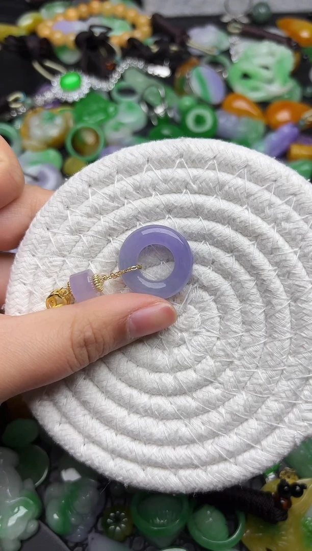 颈饰未镶嵌翡翠缅甸翡翠吊坠