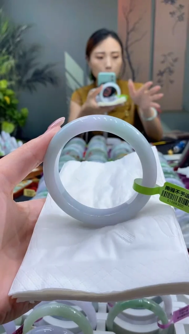 未镶嵌手镯翡翠000086515