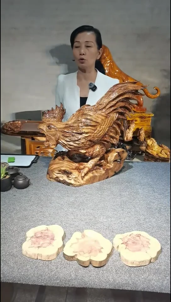 木咖***冰香樟木，大公鸡摆件