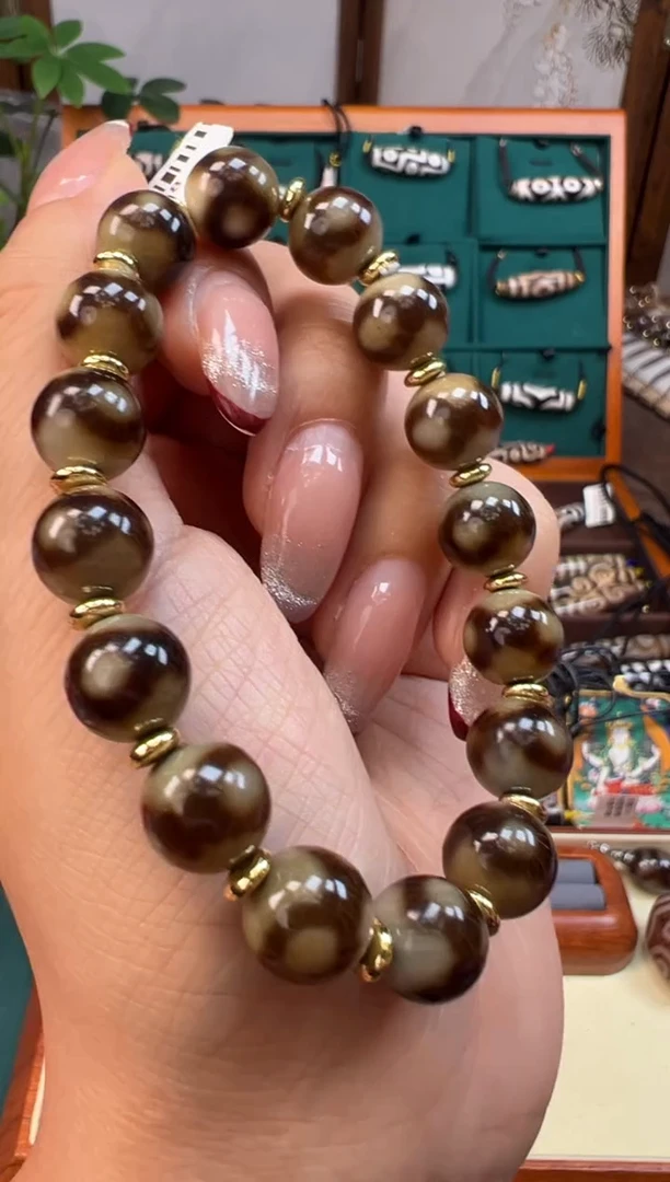 合金颈饰玛瑙/玉髓（覆膜）50.(微瑕)