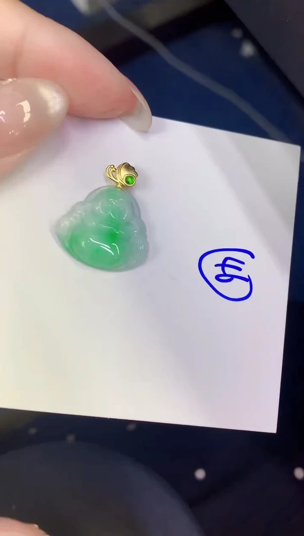 颈饰未镶嵌翡翠缅甸天然翡翠A货