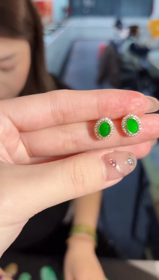 【闪购商品】翡翠耳饰未镶嵌5缅料A货/支持复检/一对