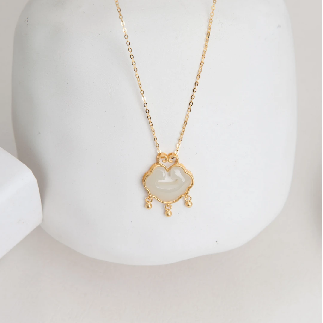 S925银镶嵌金色如意长命锁天然和田玉吊坠送朋友精美礼物送宝宝