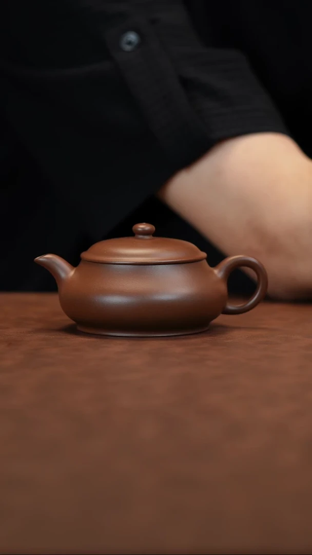 茶壶紫砂降**魔革紫 明炉壶 170CC