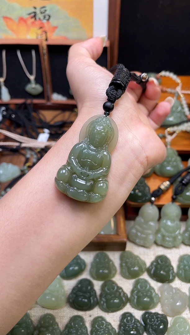 颈饰未镶嵌和田玉50