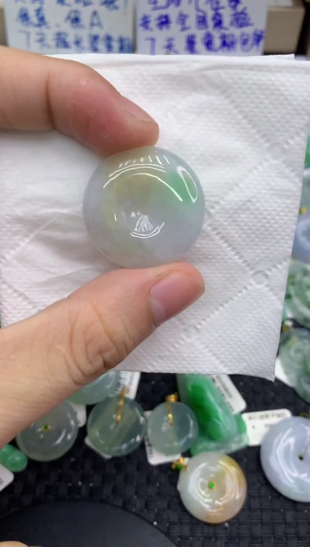 颈饰未镶嵌翡翠天然缅甸A货翡翠
