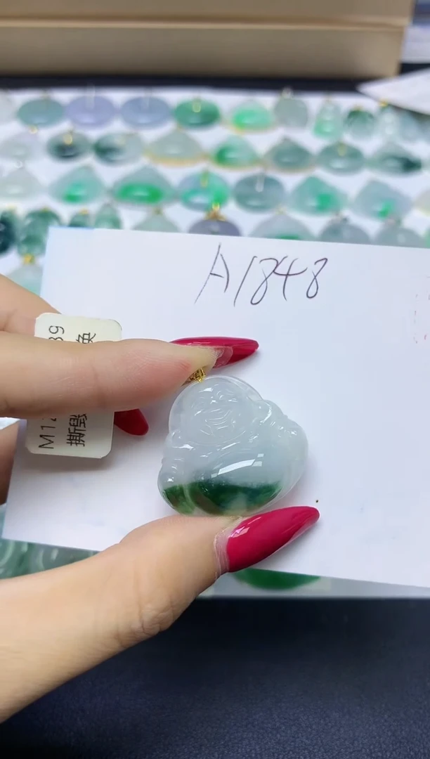 颈饰18K金镶嵌翡翠天然缅甸A货翡翠百元以上9元证书费自理