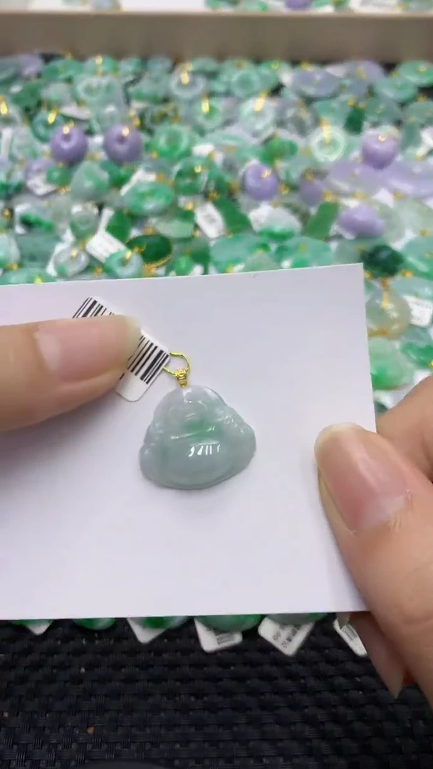 翡翠18K金镶嵌颈饰天然缅甸翡翠A货