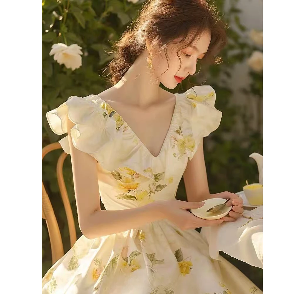 2024夏季新款度假风小飞袖碎花连衣裙女超好看在逃公主长裙子女