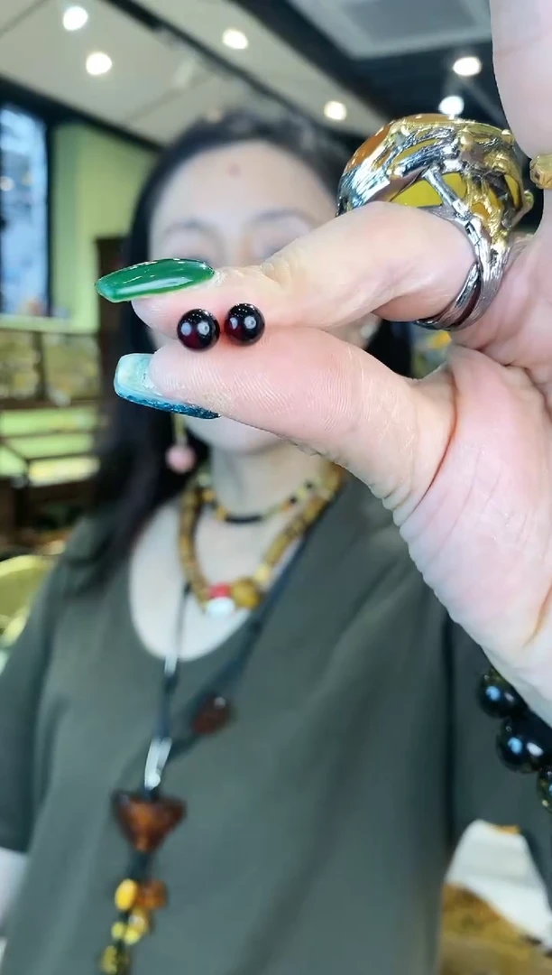 未镶嵌琥珀耳饰多样性发一