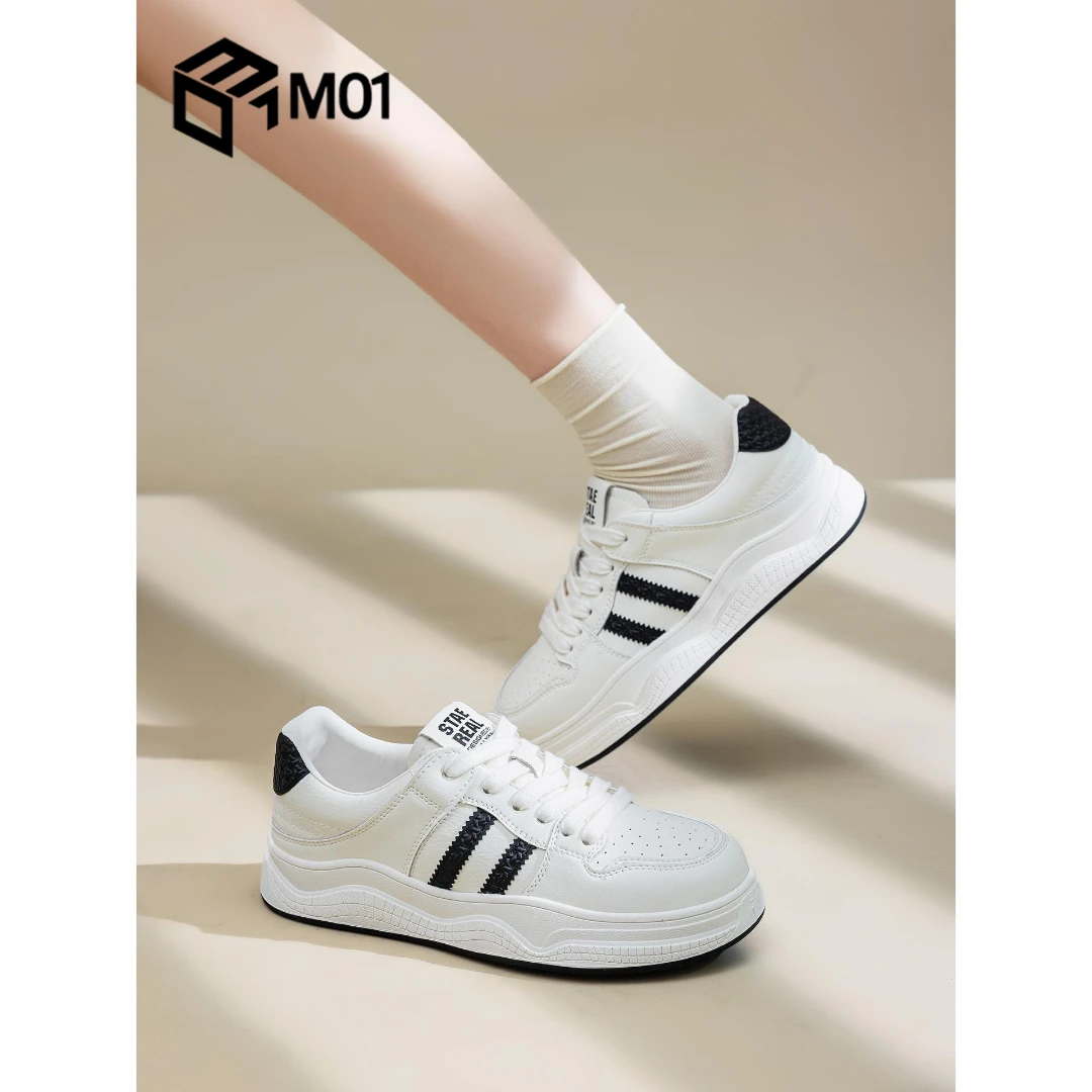 M01厚底板鞋女2025秋季新款百搭时尚休闲透气软底舒适学生小白鞋