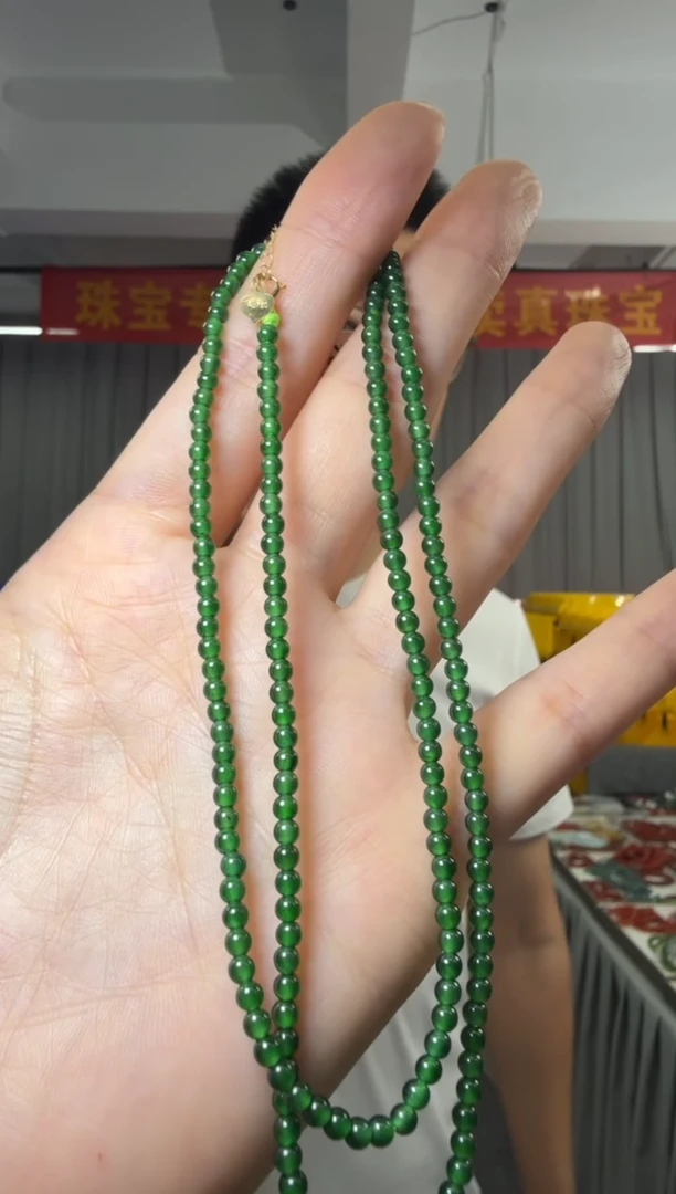 翡翠18K金镶嵌项链翡翠圆珠约3mm项链