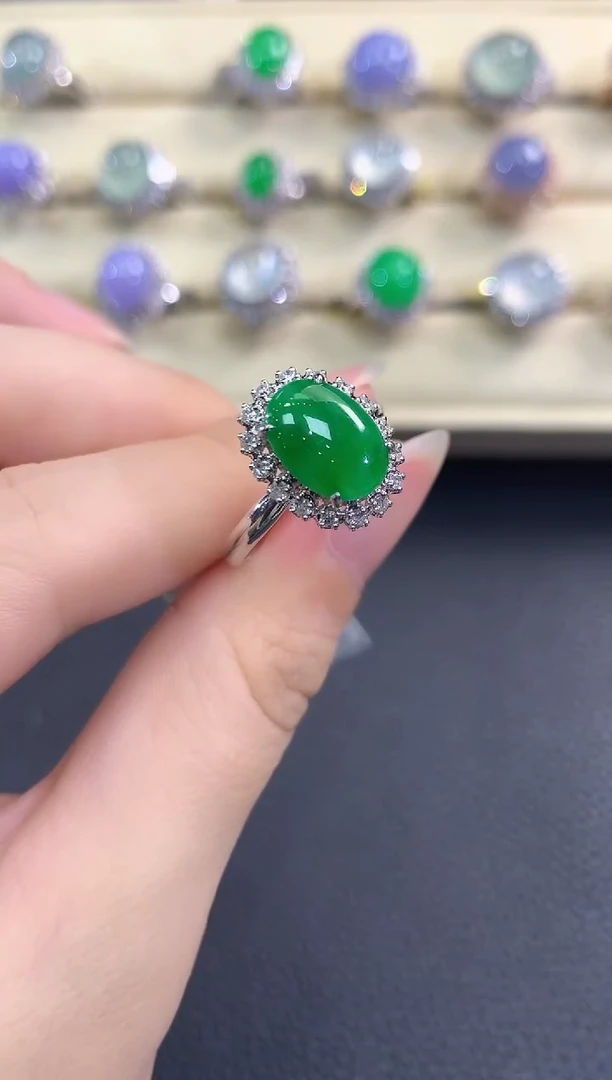 翡翠戒指18K金镶嵌春日珠宝 B93
