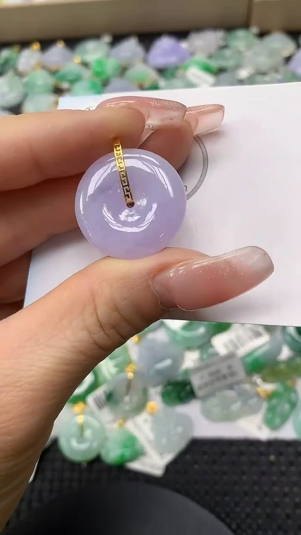 颈饰18K金镶嵌翡翠a货支持复检百元以上9元证书费自理