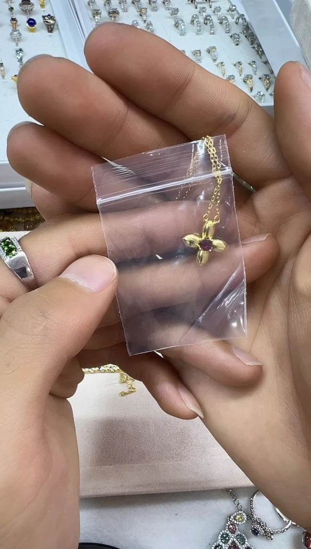 颈饰银S925镶嵌红宝石1224m104多样性发其一