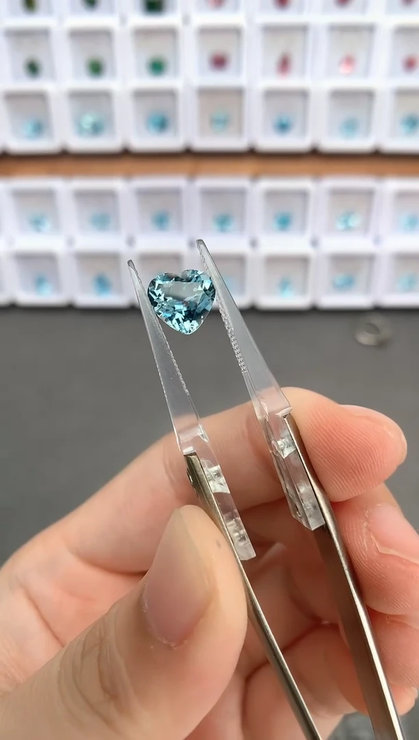 未镶嵌裸石定制海蓝宝石1.86ct