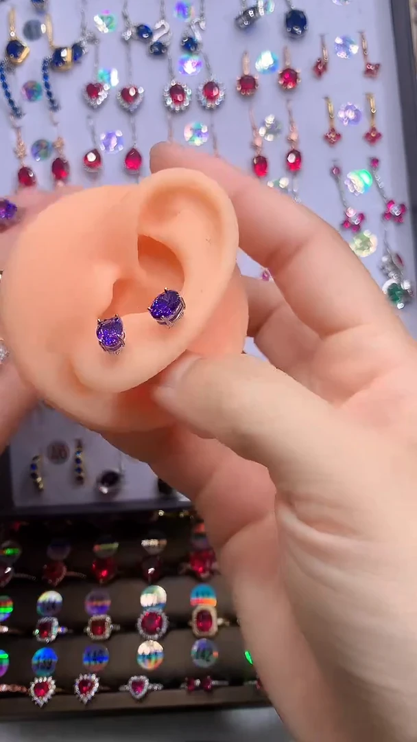 【闪购商品】水晶耳饰银S925镶嵌银色6.8高温优化/合成处理