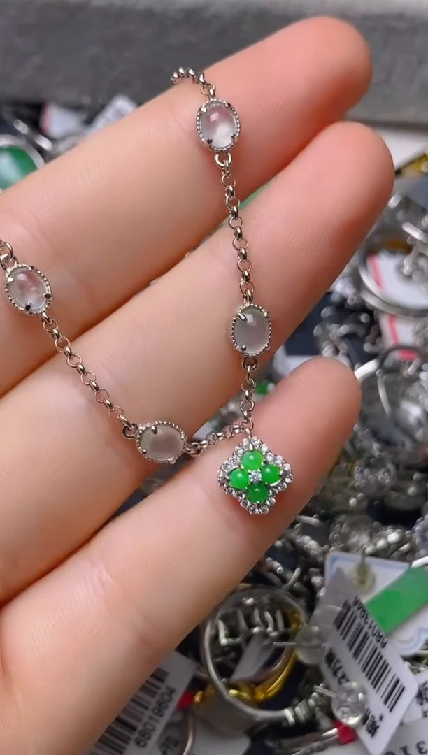 银S925镶嵌戒指翡翠百内无证书