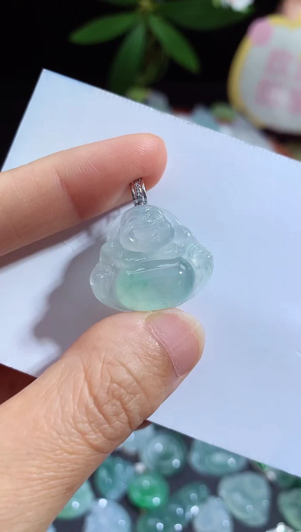 颈饰未镶嵌翡翠佛公