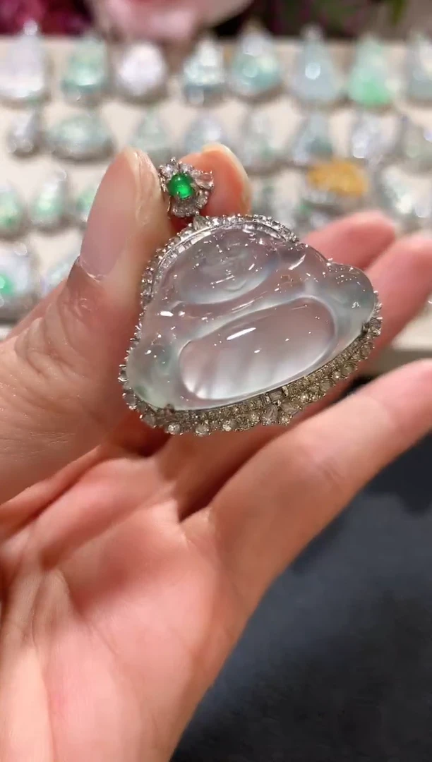 吊坠(不含链)18K金镶嵌翡翠n101