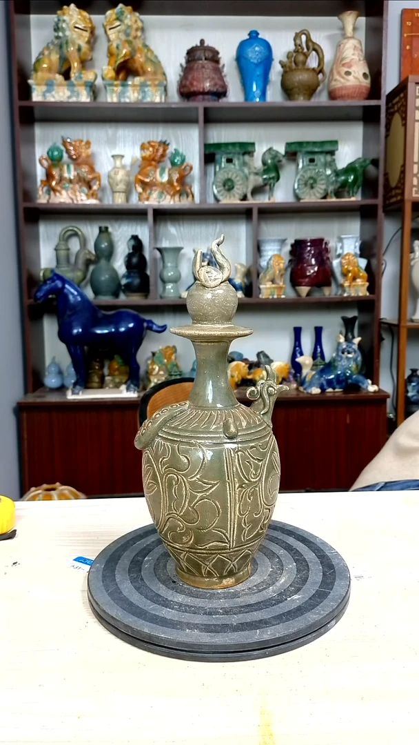 经典精美复古风格瓷器