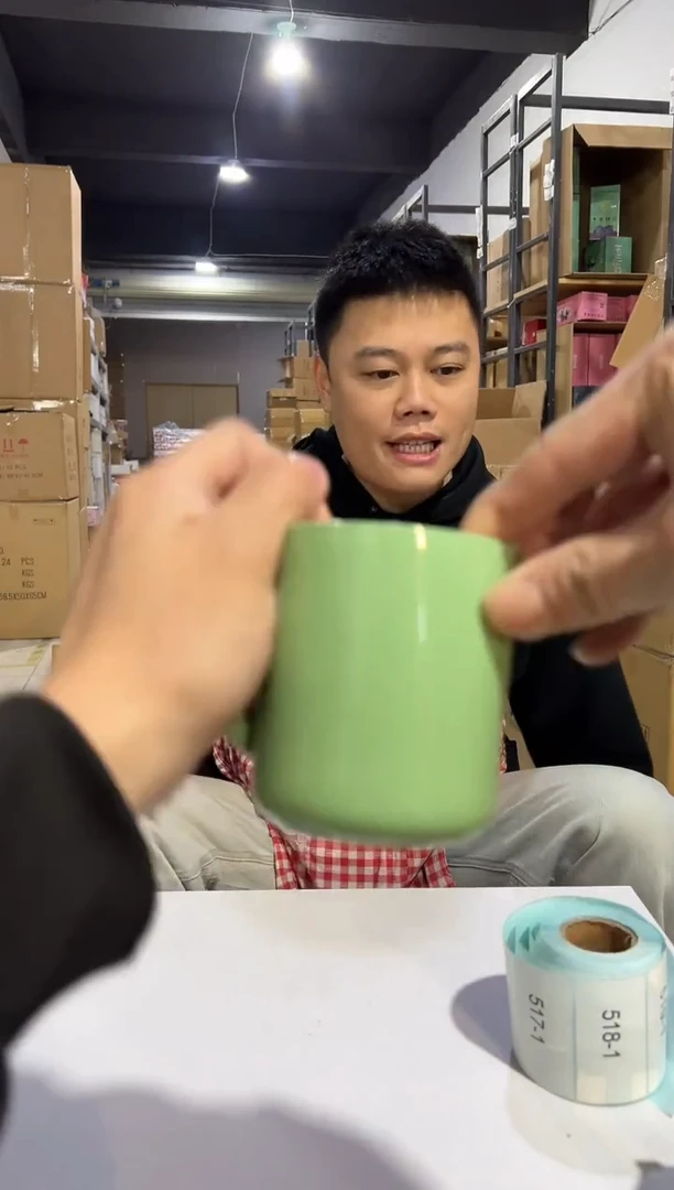 【闪购商品】杯绿色帕恰狗立体马克杯