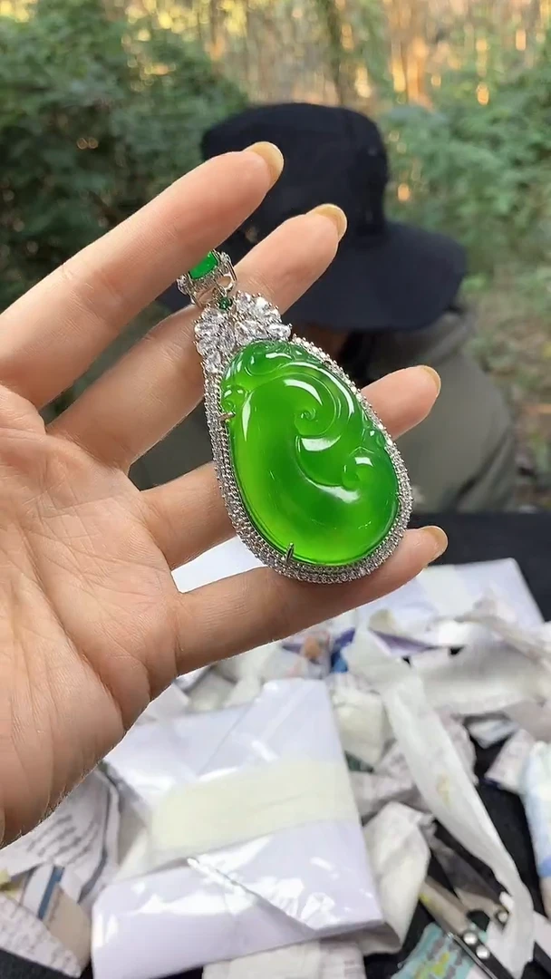 满色吊坠 所见即所得！！