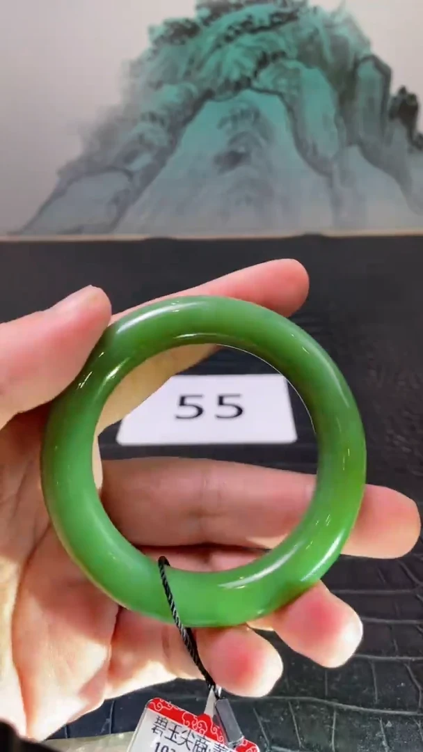 未镶嵌手镯和田玉（碧玉）?55