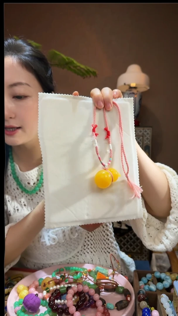 蜜蜡吊坠(不含链)未镶嵌天然蜜蜡葫芦吊坠